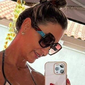 Ana Claudia Lopes