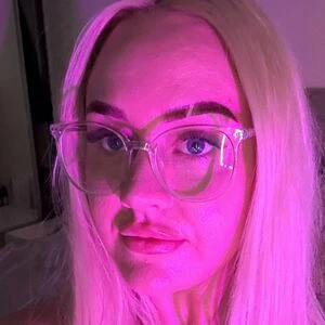 freephoebeknight