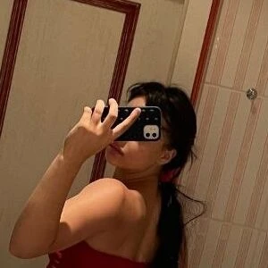 Lara Bttn