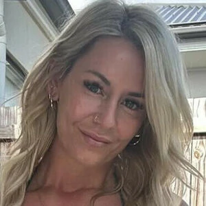 Mollie Jade