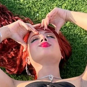 Bella Dueñas