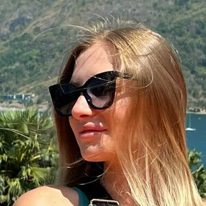 cbhotblondefree