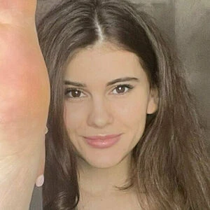 queen_of_feet3
