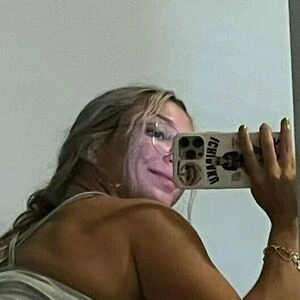 Ally R