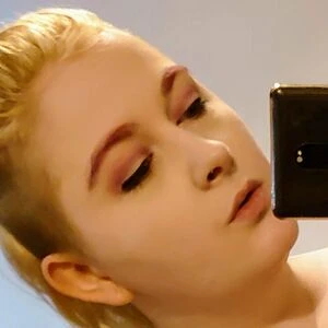 elisebelladonna