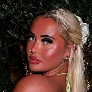 Bigboobzbarbie