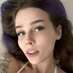 Alina Fox