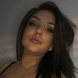 Lara.Marie.v__