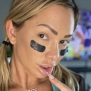 Destiny Dixon