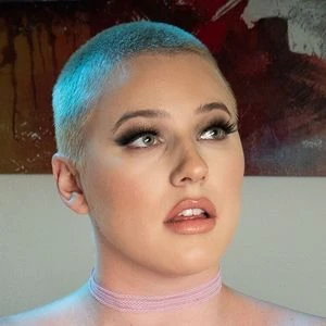 Riley Nixon