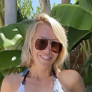 Laura Hamilton