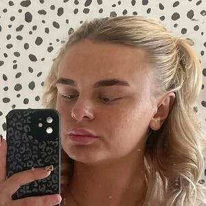 blondebarbsxx