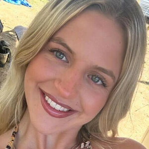 Holly Oates