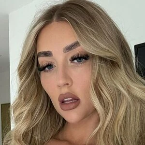 Holly Jones