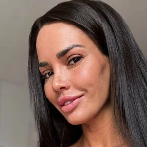 Chloe Lamour
