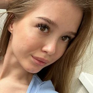 Yourlittlelana