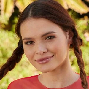 Kinsley White