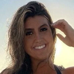 Lydia Hollis