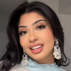 Aliza Shan