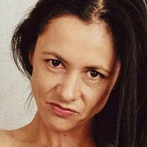 Nathalie Petronelli-Stone