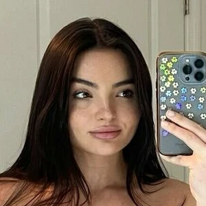 ellie19