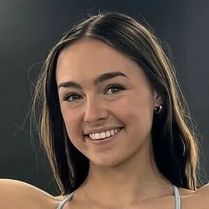 Savannah Noelle