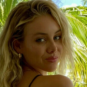 Bree Kleintop
