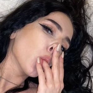 kira_pretty