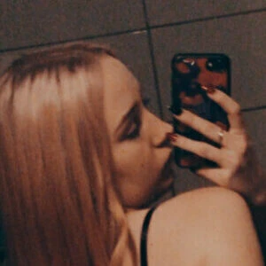 Vanessa2255