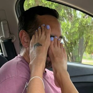 alexisyogafeet2