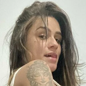 Emilly Vitória