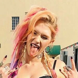 Claudia Lee