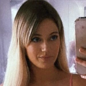 Ellienorman94