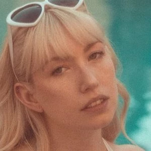 TinaKross
