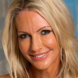 Emma Starr