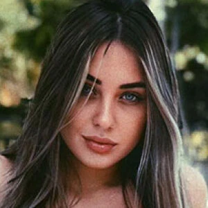Sthefanny Belliny