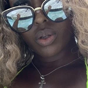 Glamazontyomi