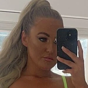 Katiebournesx