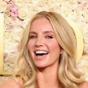 Annabelle Wallis